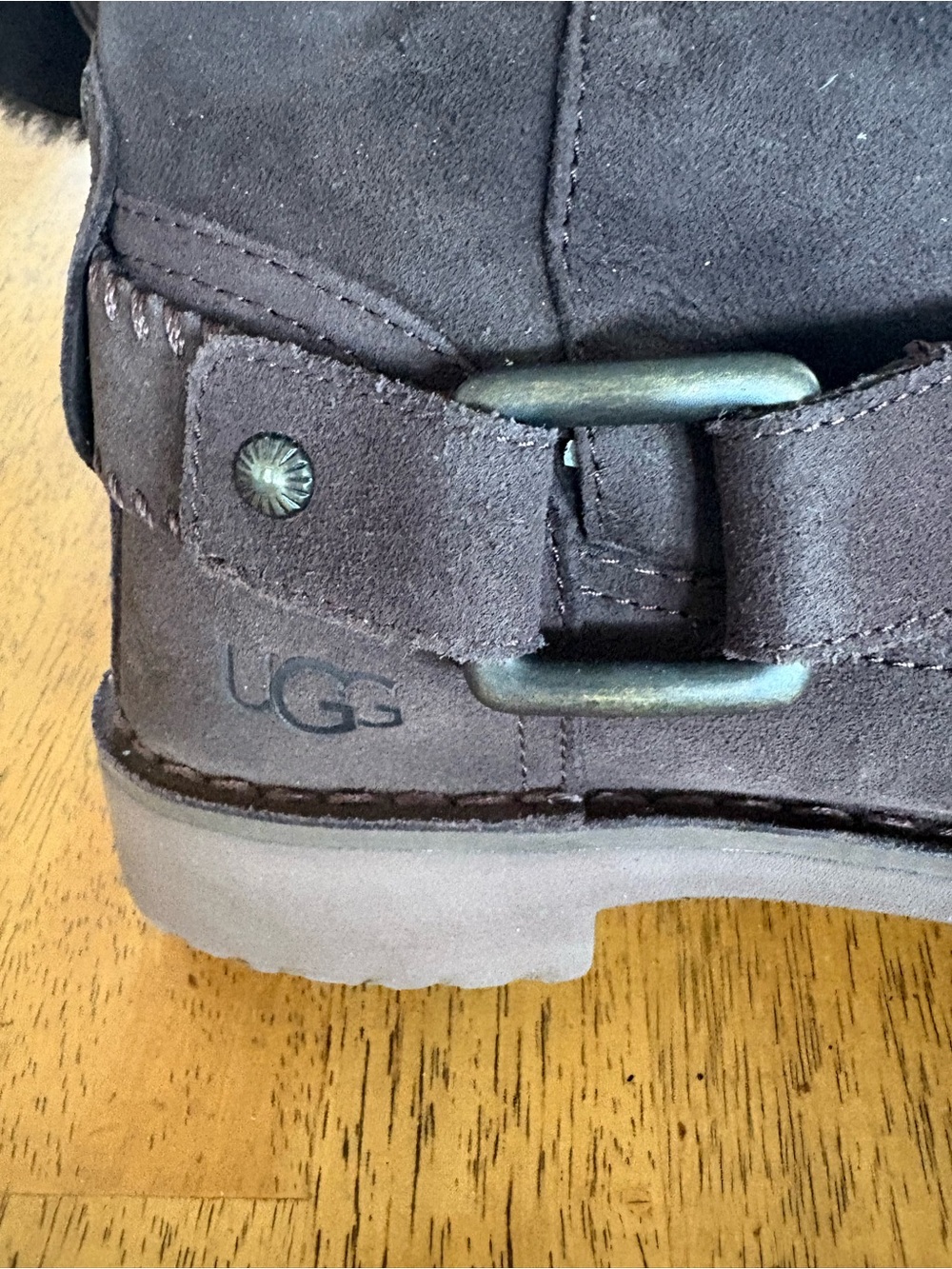 Ugg boots - Picture 4 of 8